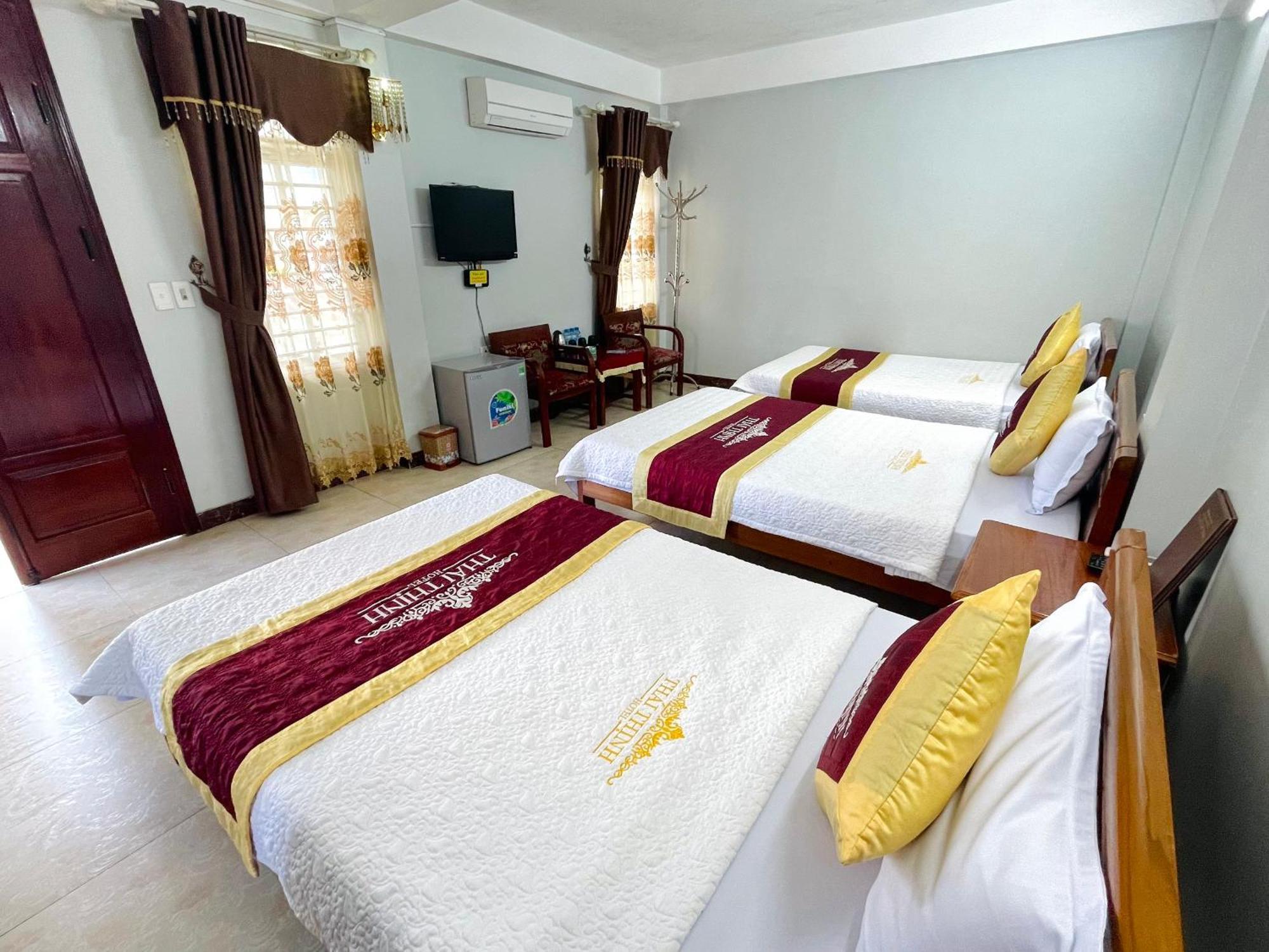 Thai Thinh Hotel Dong Van  Exterior foto